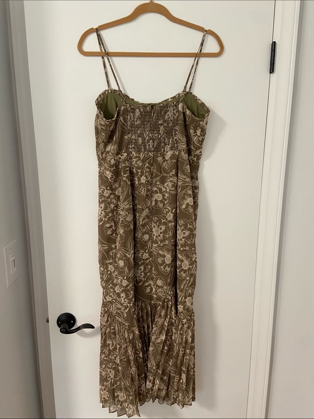 Petal & Pup Ashton Midi Dress Olive Floral - Picture 9 of 11